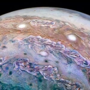 picture of jupitor on night sky